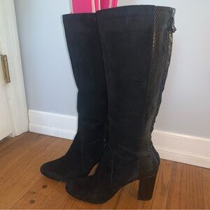 Anne Klein Knee High Boots with Snakeskin Print Back Size 7.5